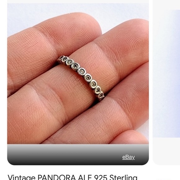 Princess Tiara crown ring with stackable ring - Picture 3 of 8